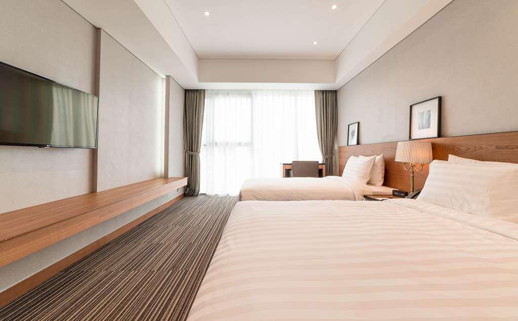 Hotel Golden Tulip Airport Incheon