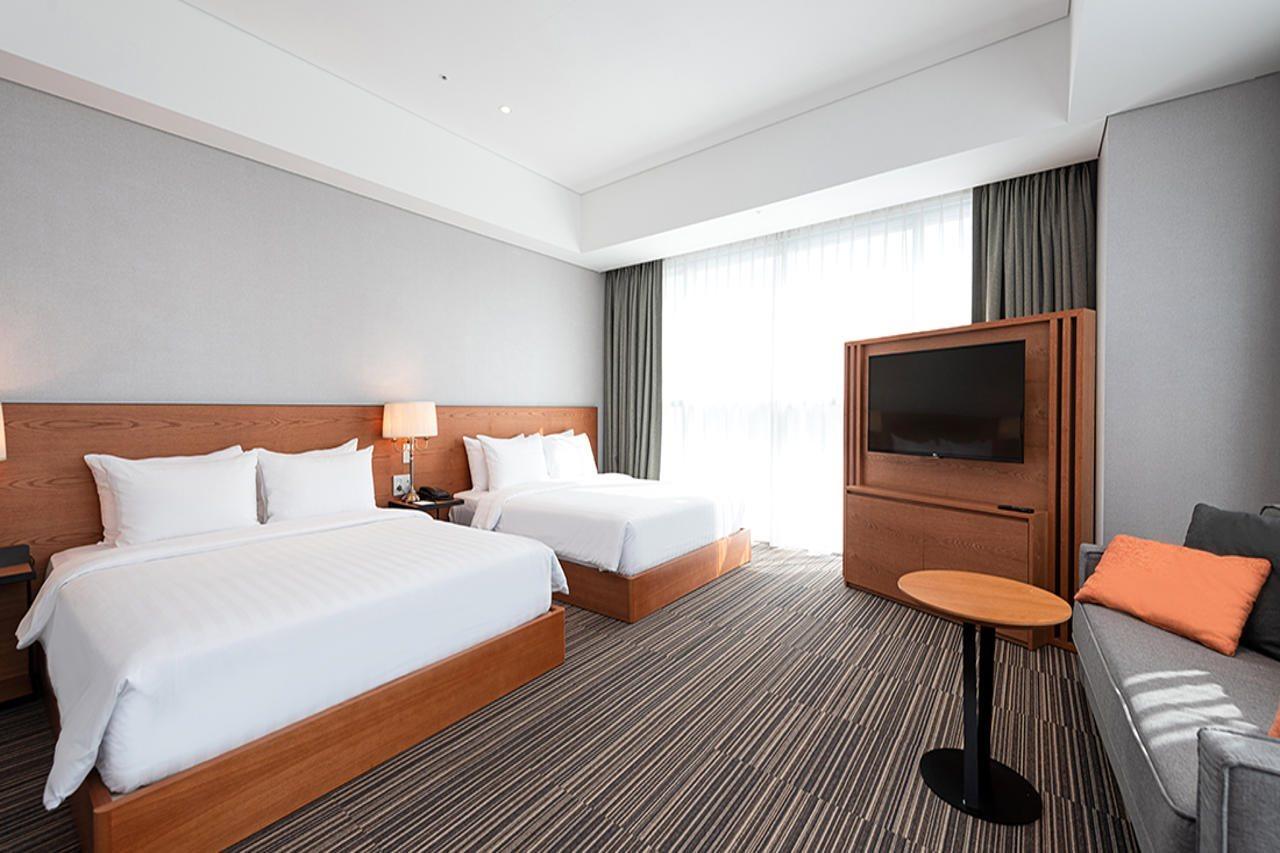 Hotel Golden Tulip Airport Incheon